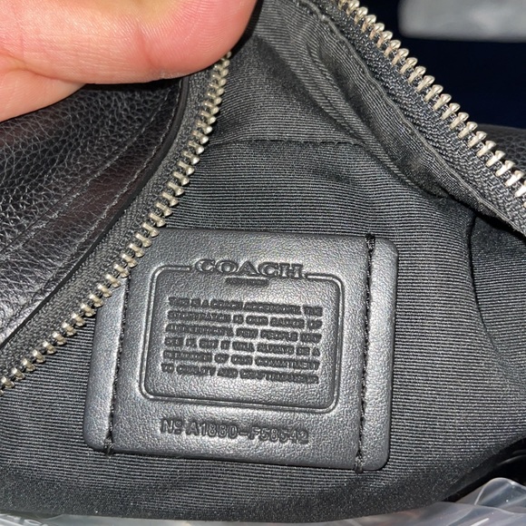 Coach Traveling Case - Picture 6 of 6